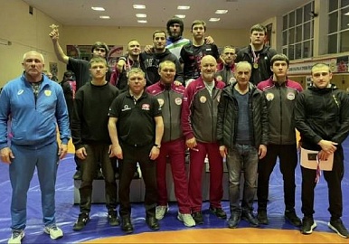 Башкирские борцы завоевали пять медалей на чемпионате ПФО