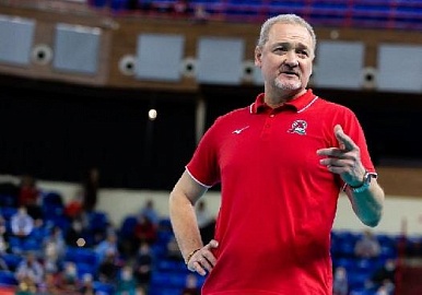В волейбольном "Урале" - новый главный тренер