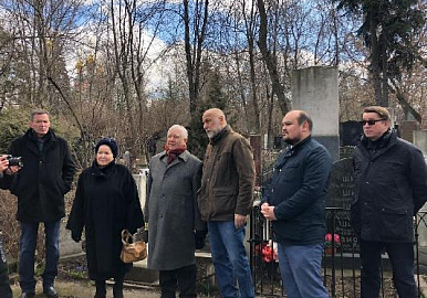 В Москве почтили память Зии Нуриева
