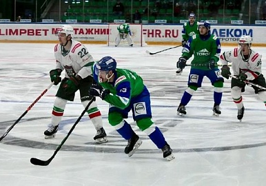 “Торос» обыграл «Барс» в зеленом дерби ВХЛ