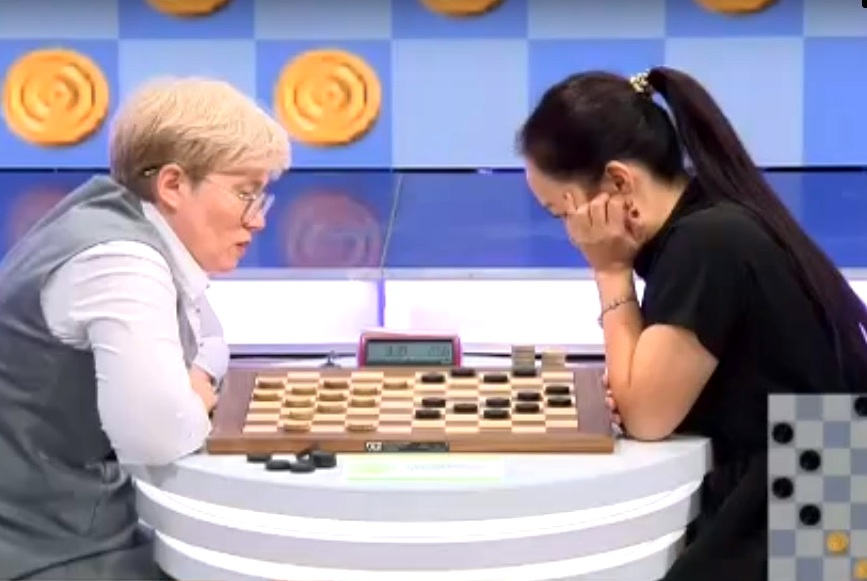 Тамара Тансыккужина уступила Матрене Ноговицыной в шашечном матче