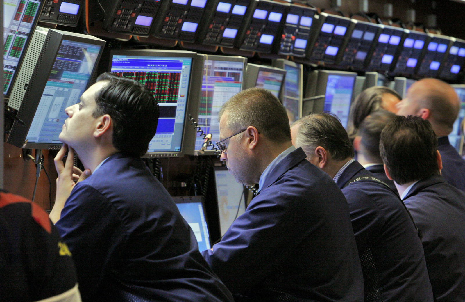 Акции не для всех: как для россиян изменятся правила игры на бирже