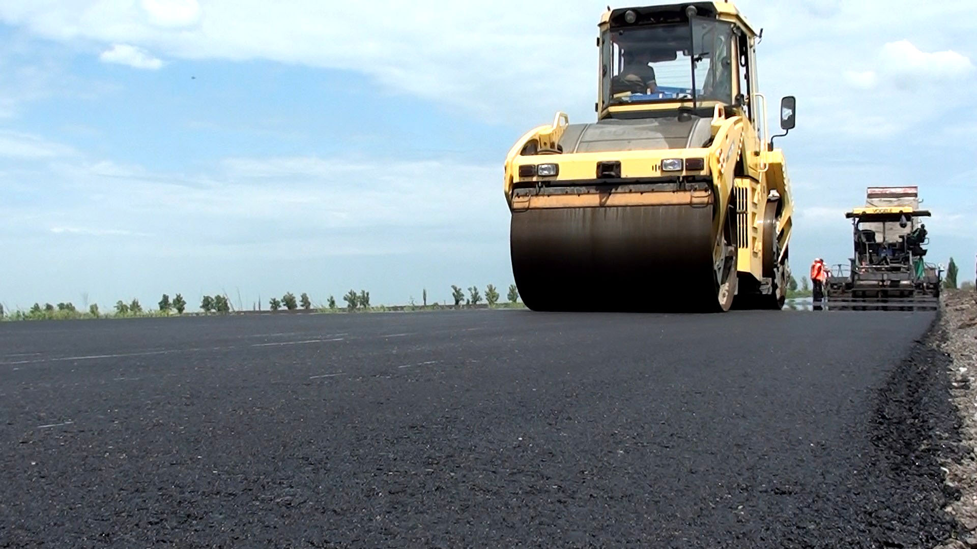 В Башкирии с начала года отремонтировали более 370 километров дорог