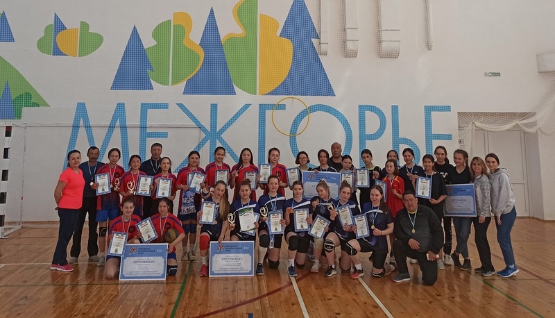 В Башкирии продолжаются соревнования в Школьной лиге по волейболу