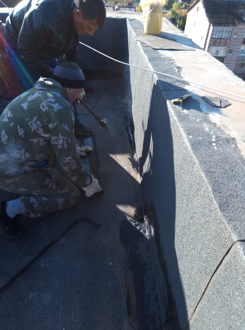 В Давлеканово отремонтировали крышу нового дома, застройщик которого был признан банкротом