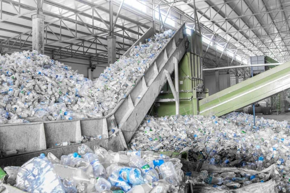 В Башкирии скоро появится завод по переработке пластиковых бутылок