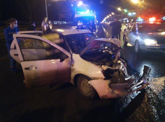 Видео: в центре Уфы произошла серьезная авария