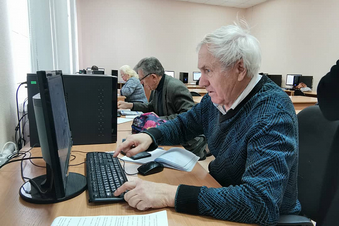 Для жителей «серебряного возраста» Башкирии продлен конкурс по компьютерному многоборью 