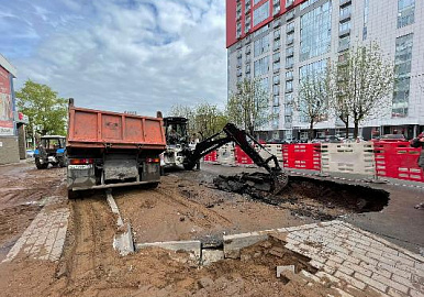 В Ленинском районе Уфы повредили трубопровод