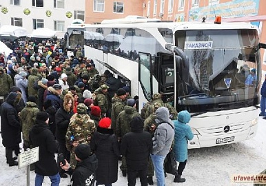 Мобилизованные вновь отправились на СВО после отпуска в Башкирии