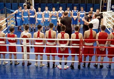 Башкирские боксеры выступают на турнире в Курганской области